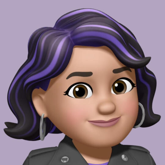 Courtney Memoji A Memoji portrait of Courtney